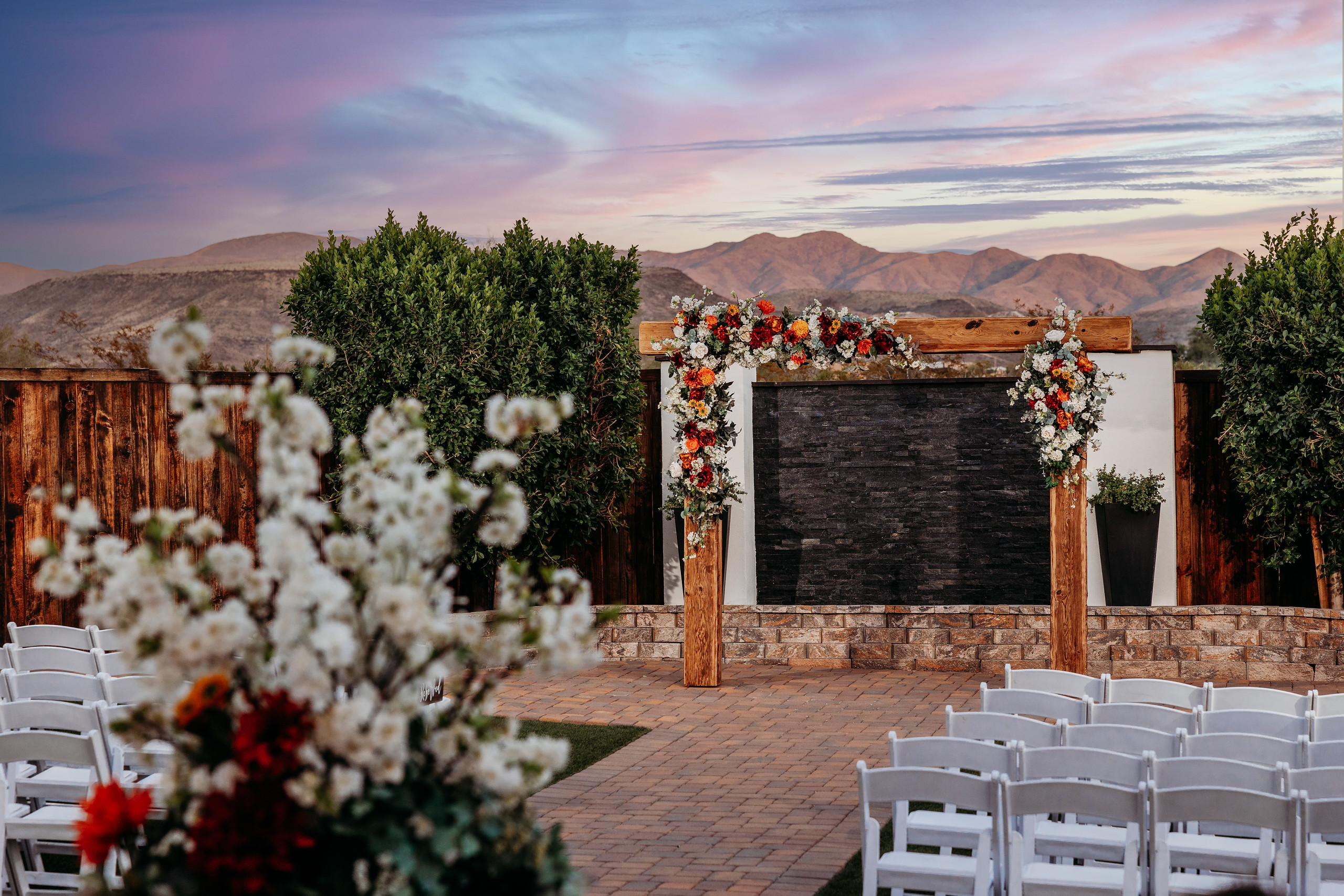 Arizona mountain wedding venue with sunset views
